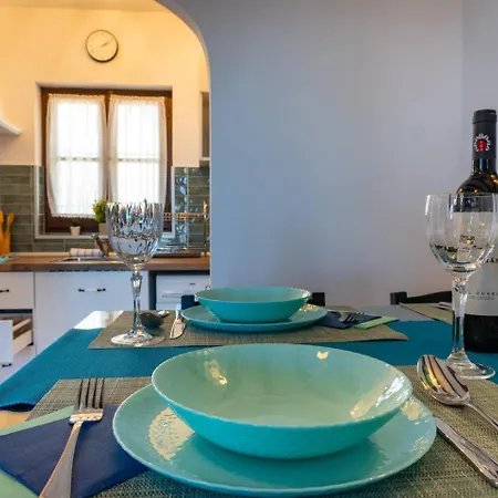 Idyllic Townhouse With Scenic Views Pueblo Mijas
